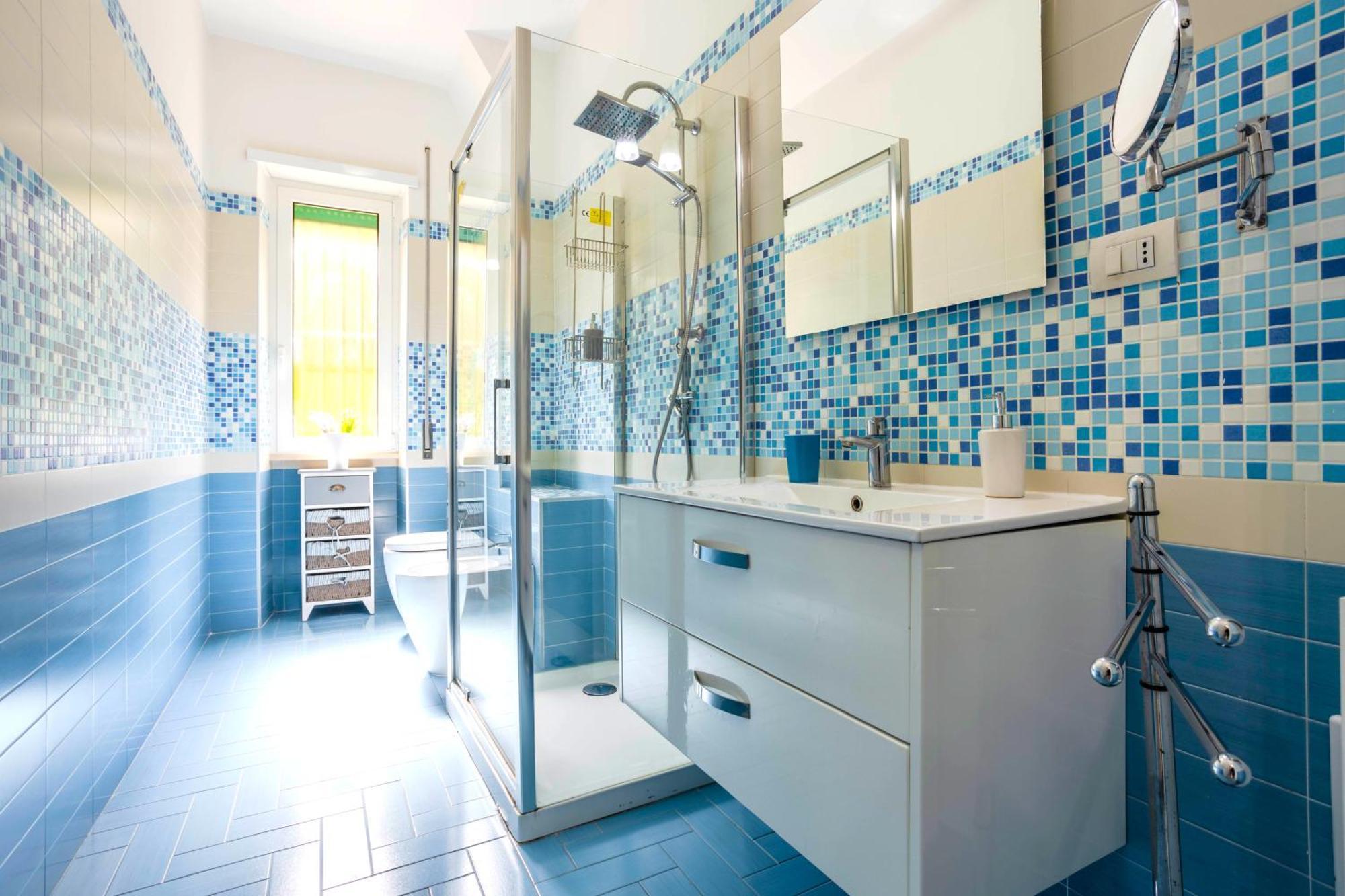 Hostly - Vittoria House - Near The Center With Private Parking Apartment Napoli Bagian luar foto